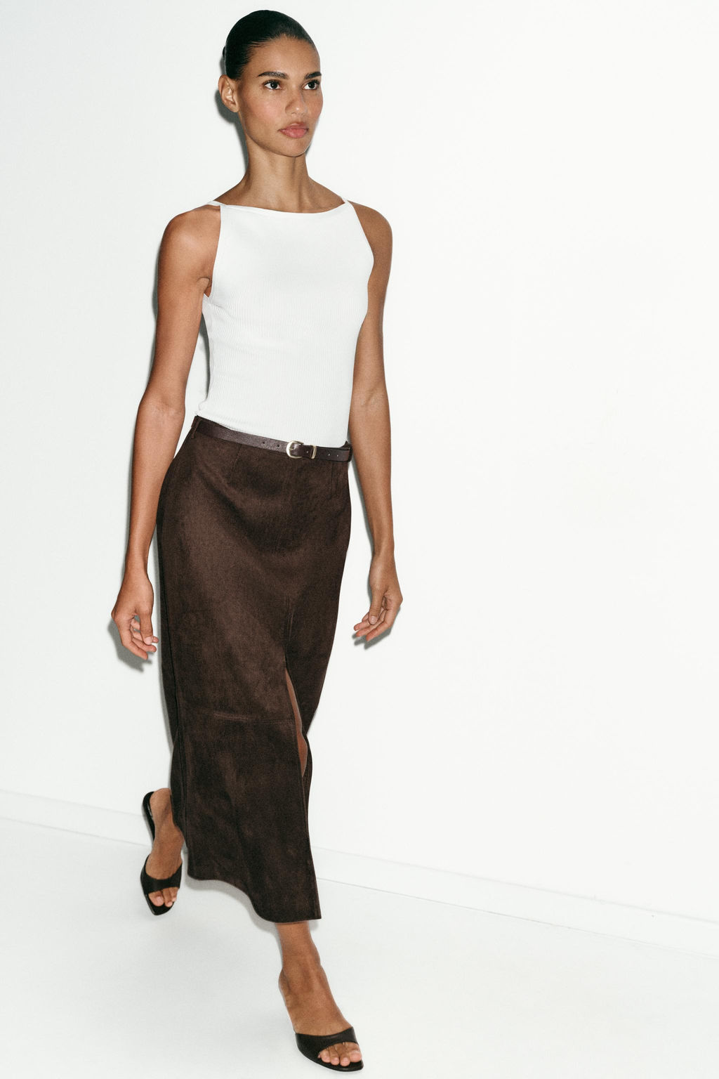 FALDA EFECTO ANTE CINTUR?N / Marr?n chocolate - Zara фото 4