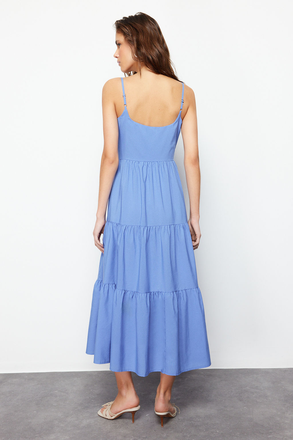 TRENDYOLMILLA K?rm?z? Etegi Belden Ac?lan Pamuk Kar?s?ml? Maxi Dokuma Elbise TWOSS24EL00386  фото 6