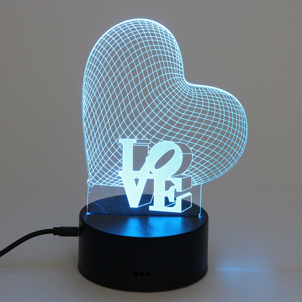 Цена за 2 шт. Светильник ночник "3D-LOVE" на пластиковой подставке, с включателем USB