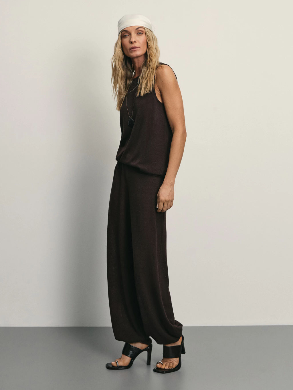 Широкие брюки из фактурной ткани / Zarina  фото 2