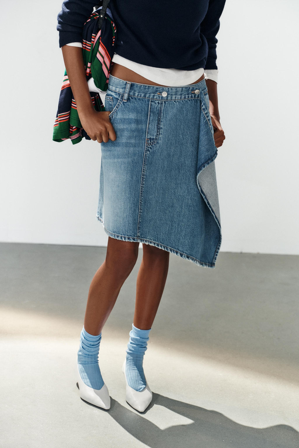 DENIM-EFFECT PETER PAN COLLAR SHIRT - Zara фото 10
