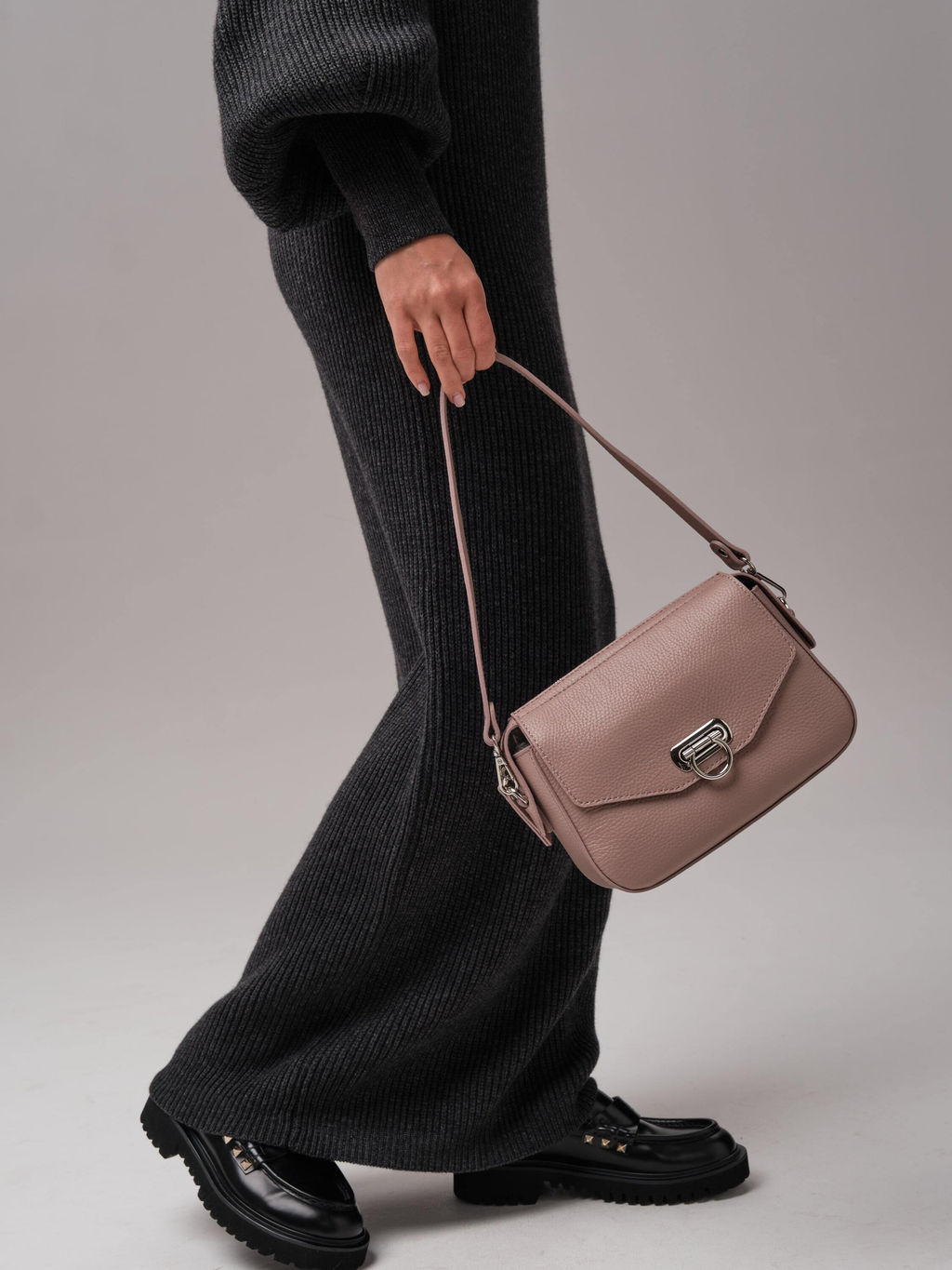 Сумка кожаная через плечо Azaro 3684 фруктовый мусс