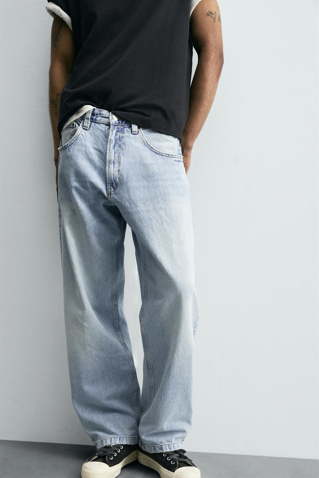 BAGGY FIT JEANS