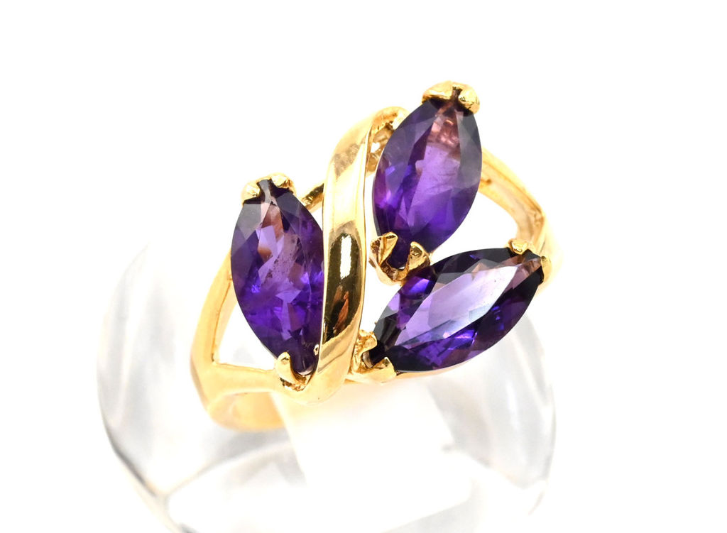 Кольцо позолоченное с аметистом "Рис", размер 16