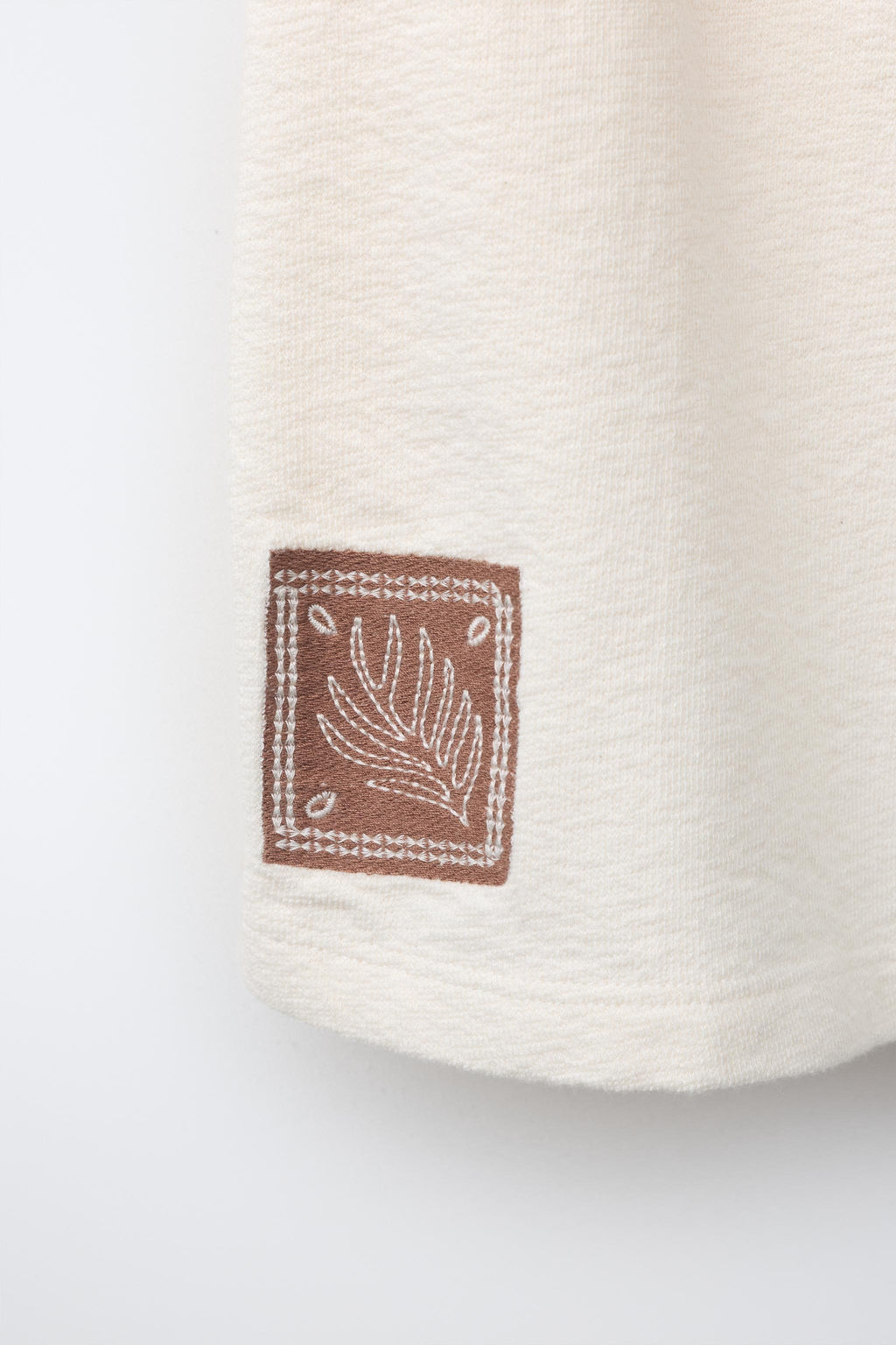 BERMUDA EFECTO TOALLA COLOR BLOCK BORDADOS / Amarillo - Zara фото 4