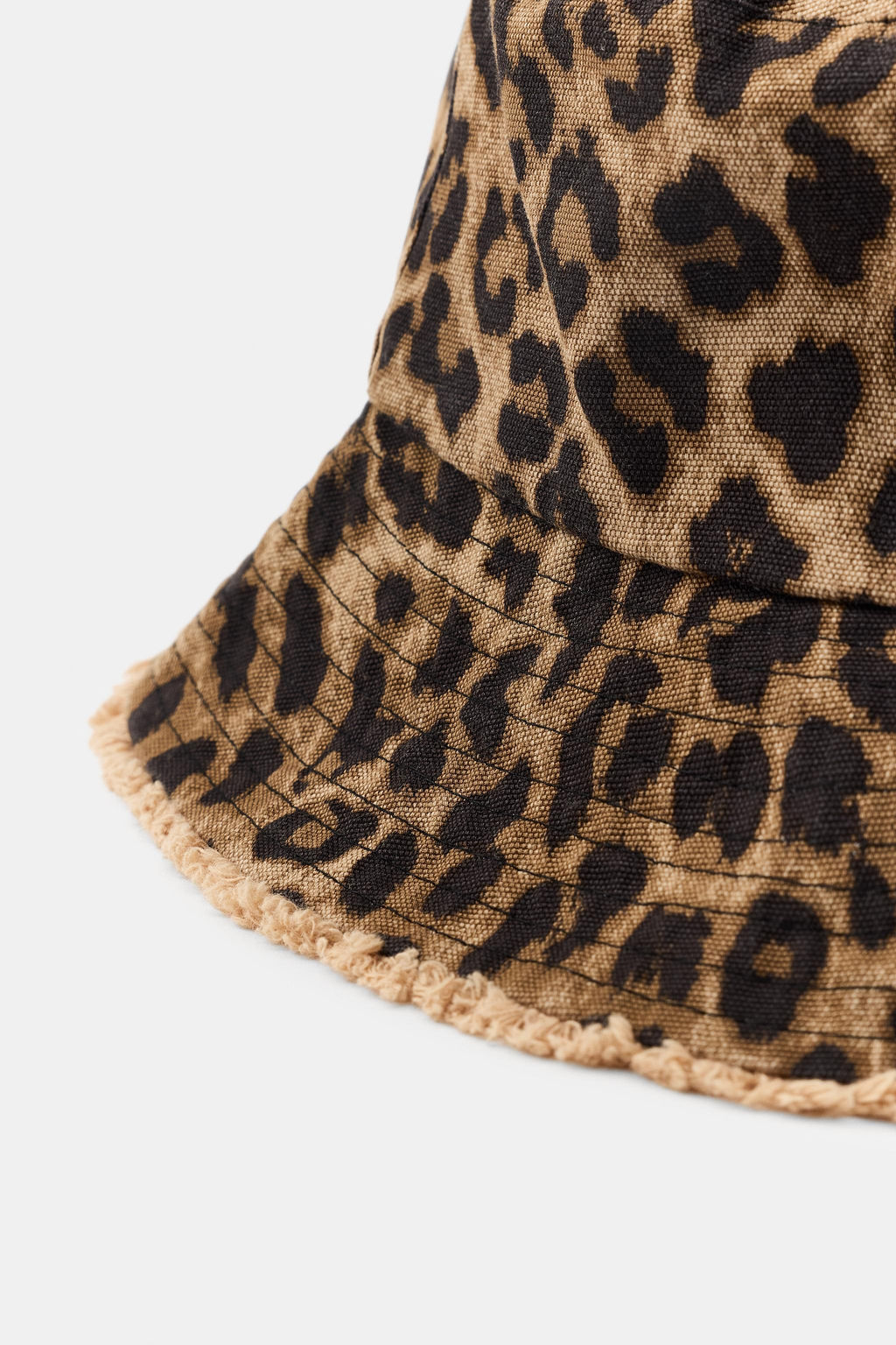 GORRO BUCKET ESTAMPADO ANIMAL / Leopardo