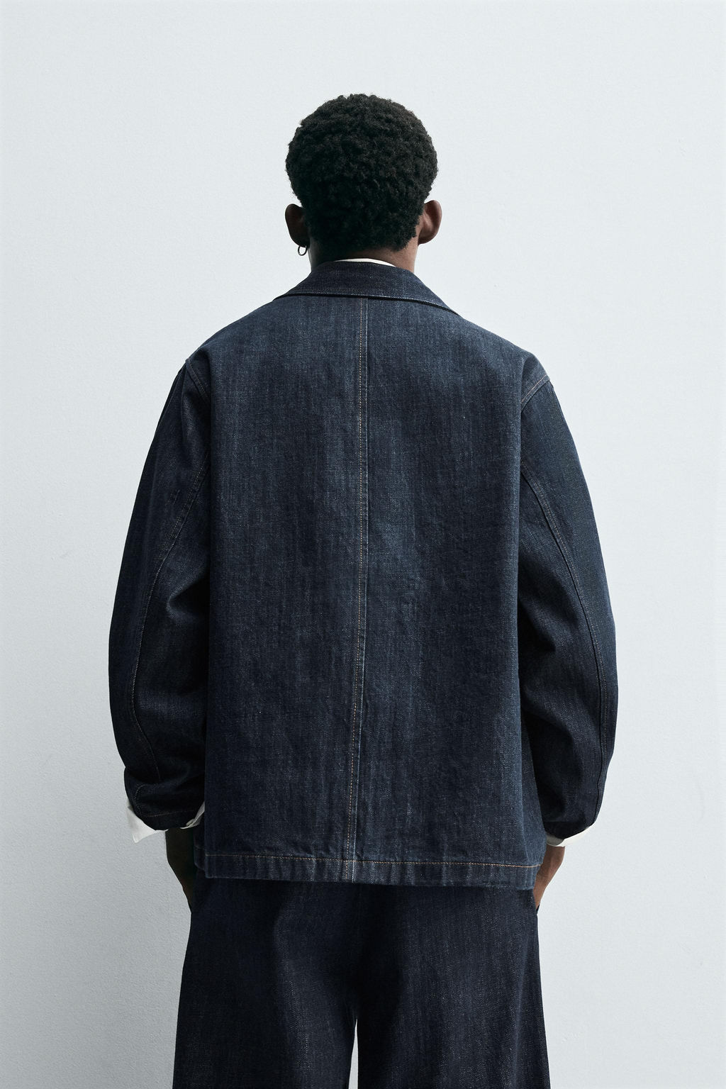 RELAXED FIT DENIM JACKET WITH POCKETS - Zara фото 3
