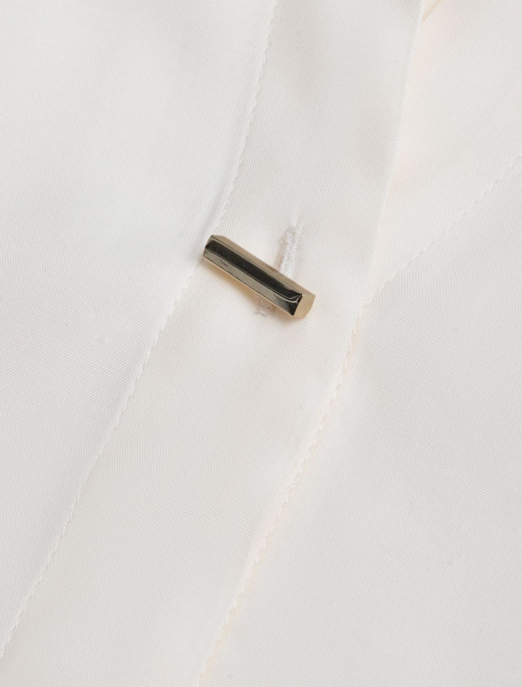 Блузка с широкими манжетами из вискозы с лиоцеллом