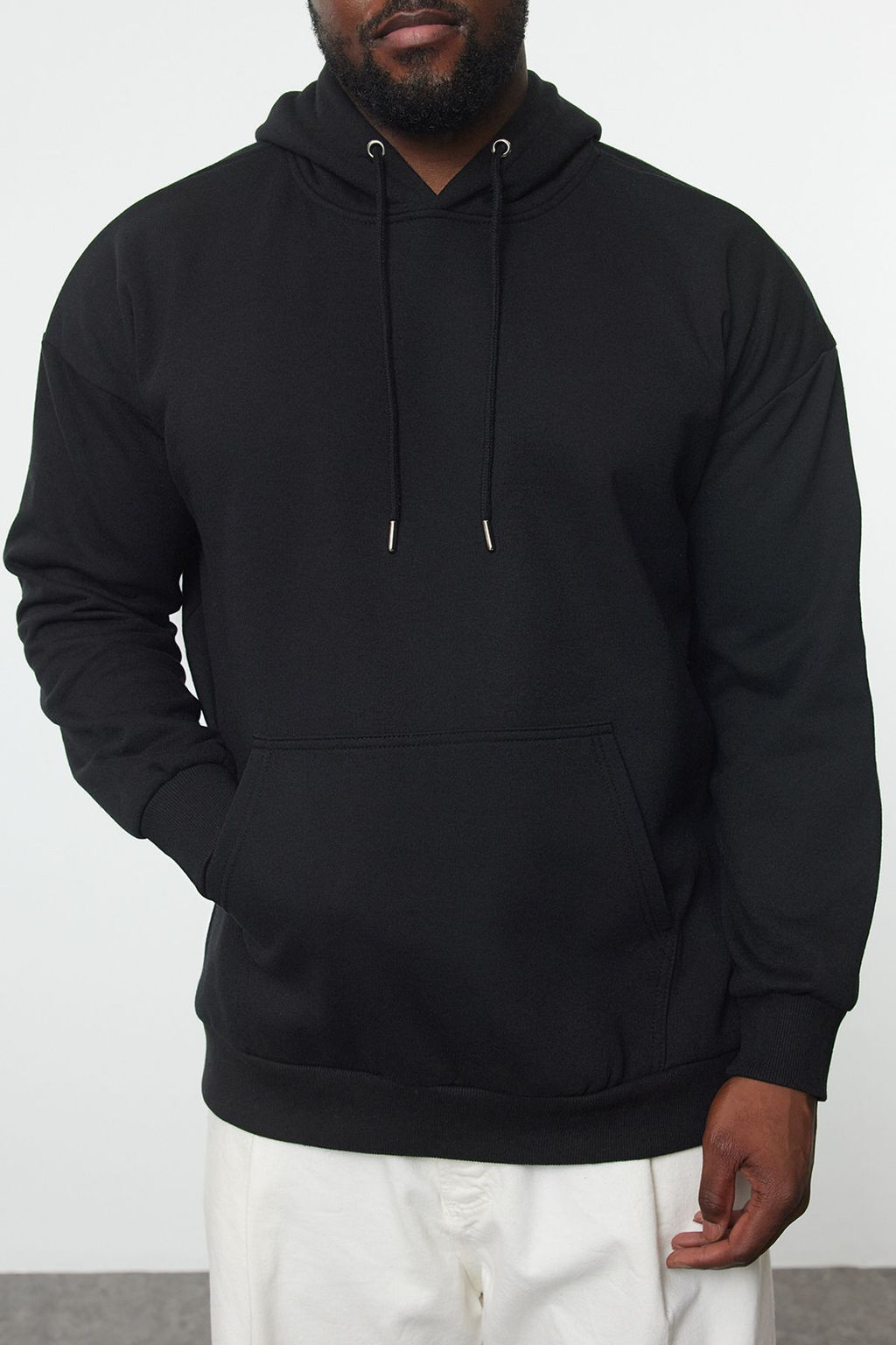 TRENDYOL MAN Buyuk Beden Siyah Oversize/Genis Kesim Kapusonlu Sweatshirt TMNAW25AO00002 - Trendyolmilla фото 4