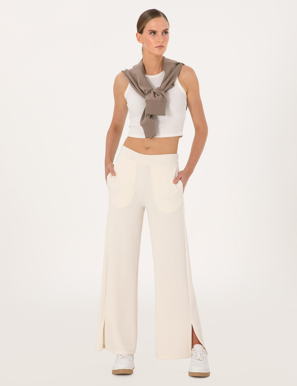Штаны спортивные Flare Fit экрю из модала