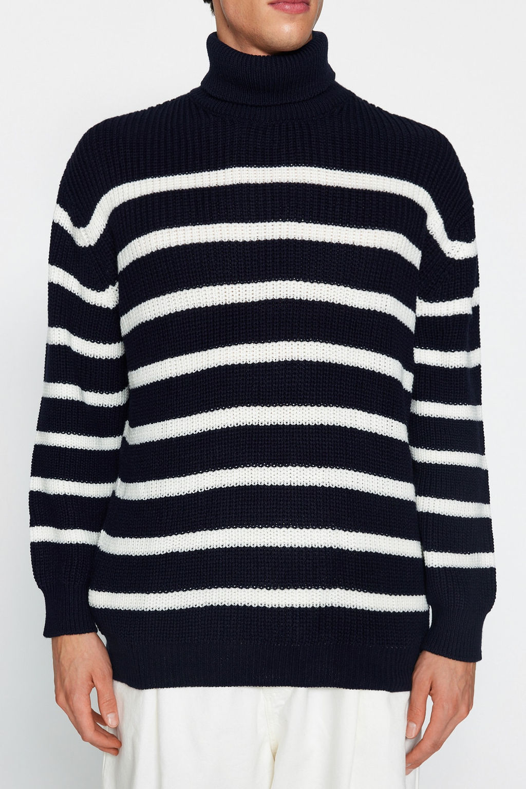 TRENDYOL MAN Lacivert Casual Unisex Oversize Fit Genis Kal?p Cizgili Triko Kazak TMNAW24KZ00017 - Trendyolmilla фото 16