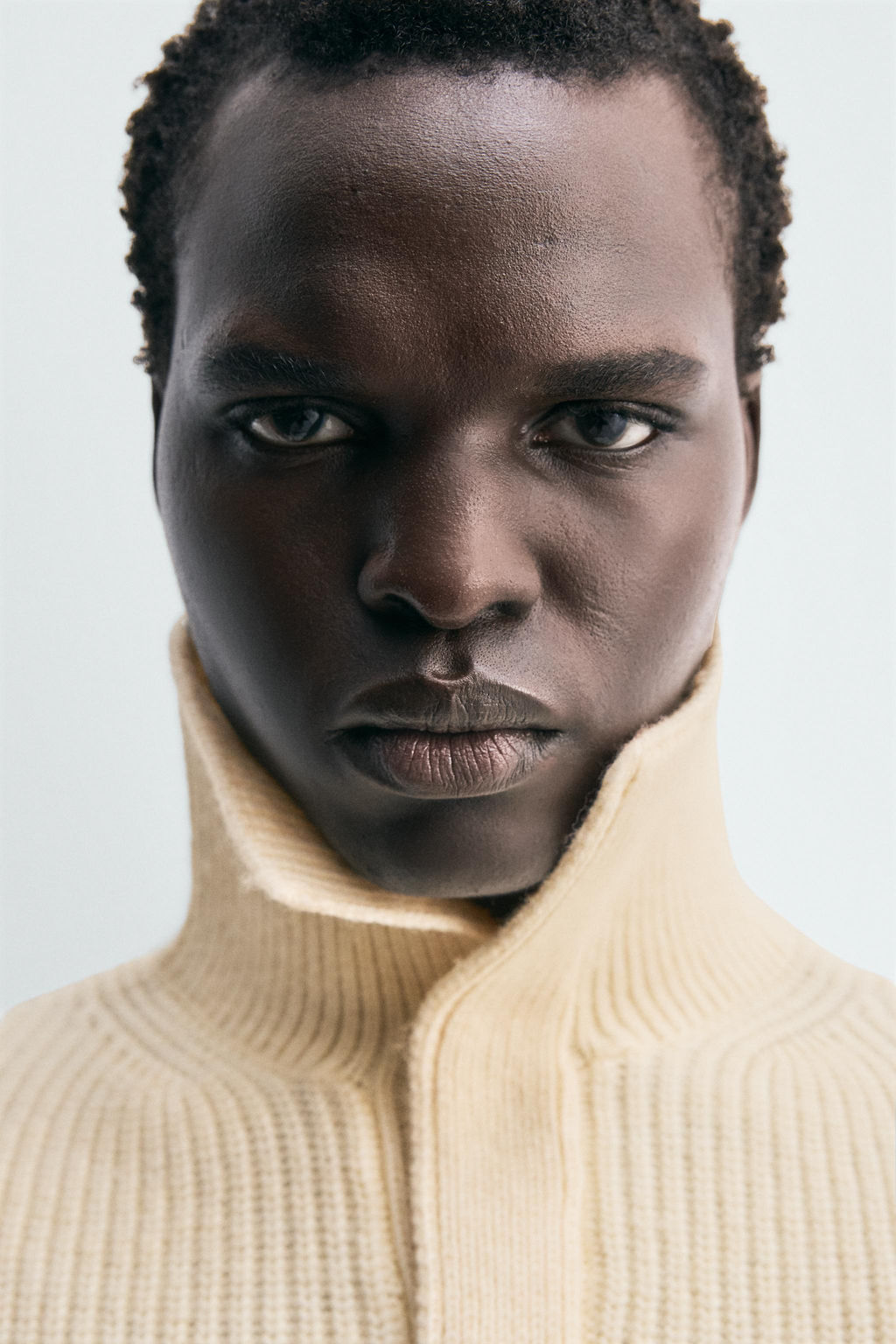 STRUCTURED HIGH NECK JUMPER