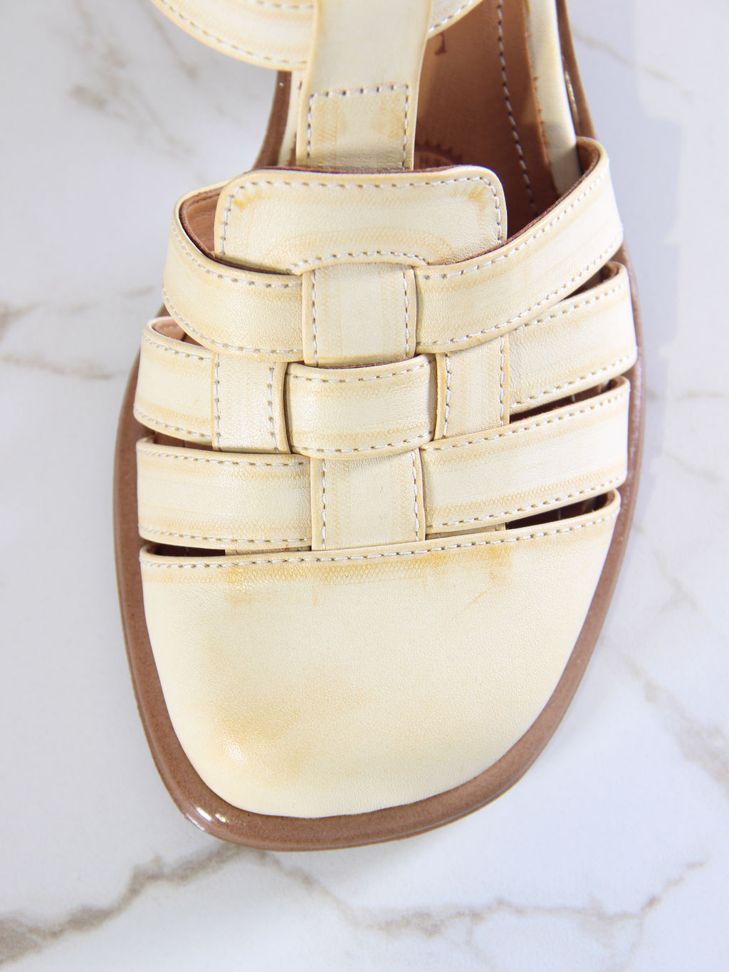 Босоножки EDART 5035.23663bе. Вакса крем+коричневый