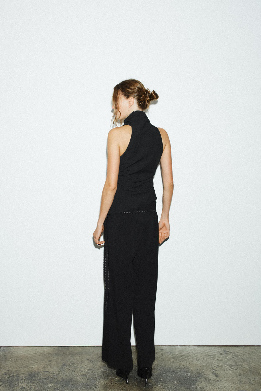 TOP WITH KNOT AND TOPSTITCHING - Zara фото 6