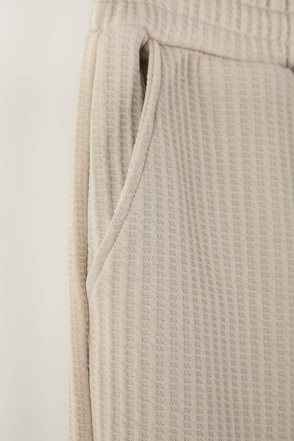 Tas Regular/Normal Kesim Dokulu Ac?k Paca Esofman Alt? TMNAW26EA00013 - Trendyolmilla фото 2