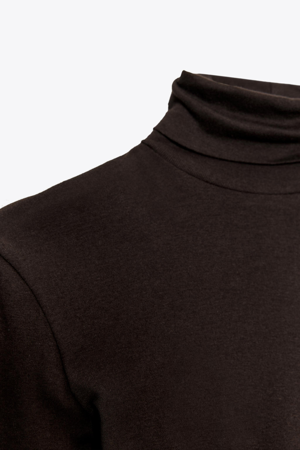 SLIM FIT HIGH NECK T-SHIRT - Zara фото 6