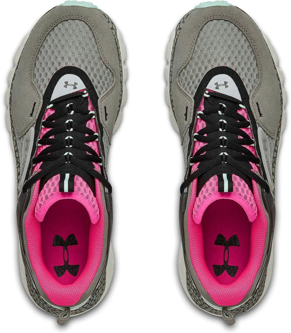 Кроссовки взрослые