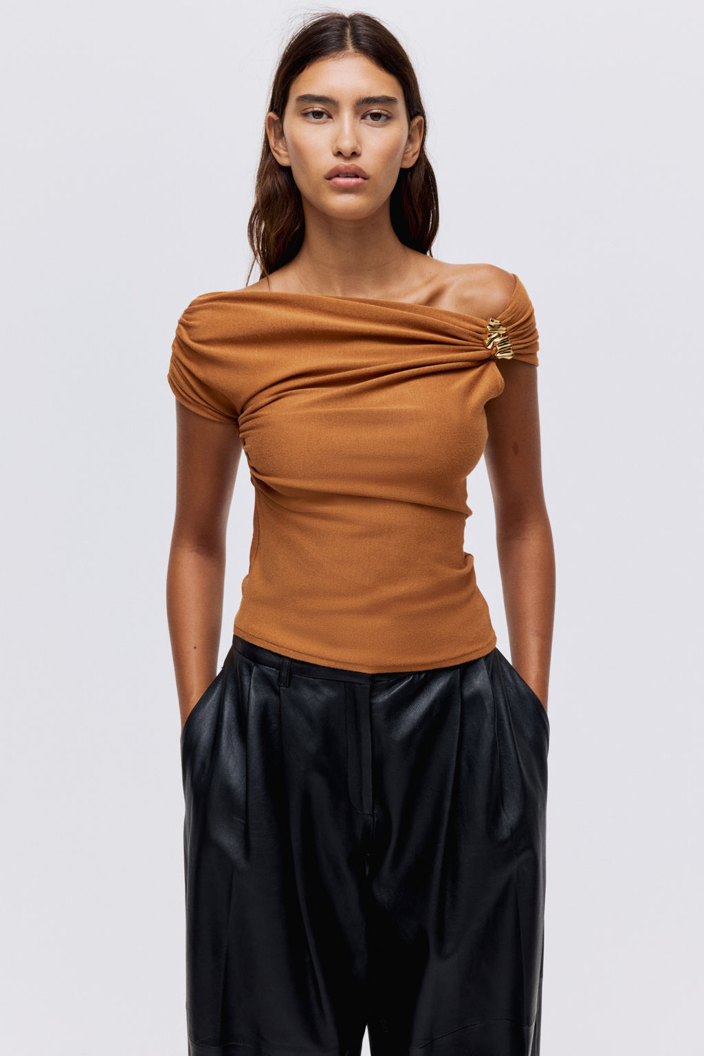 Top de un hombro - H&m фото 2