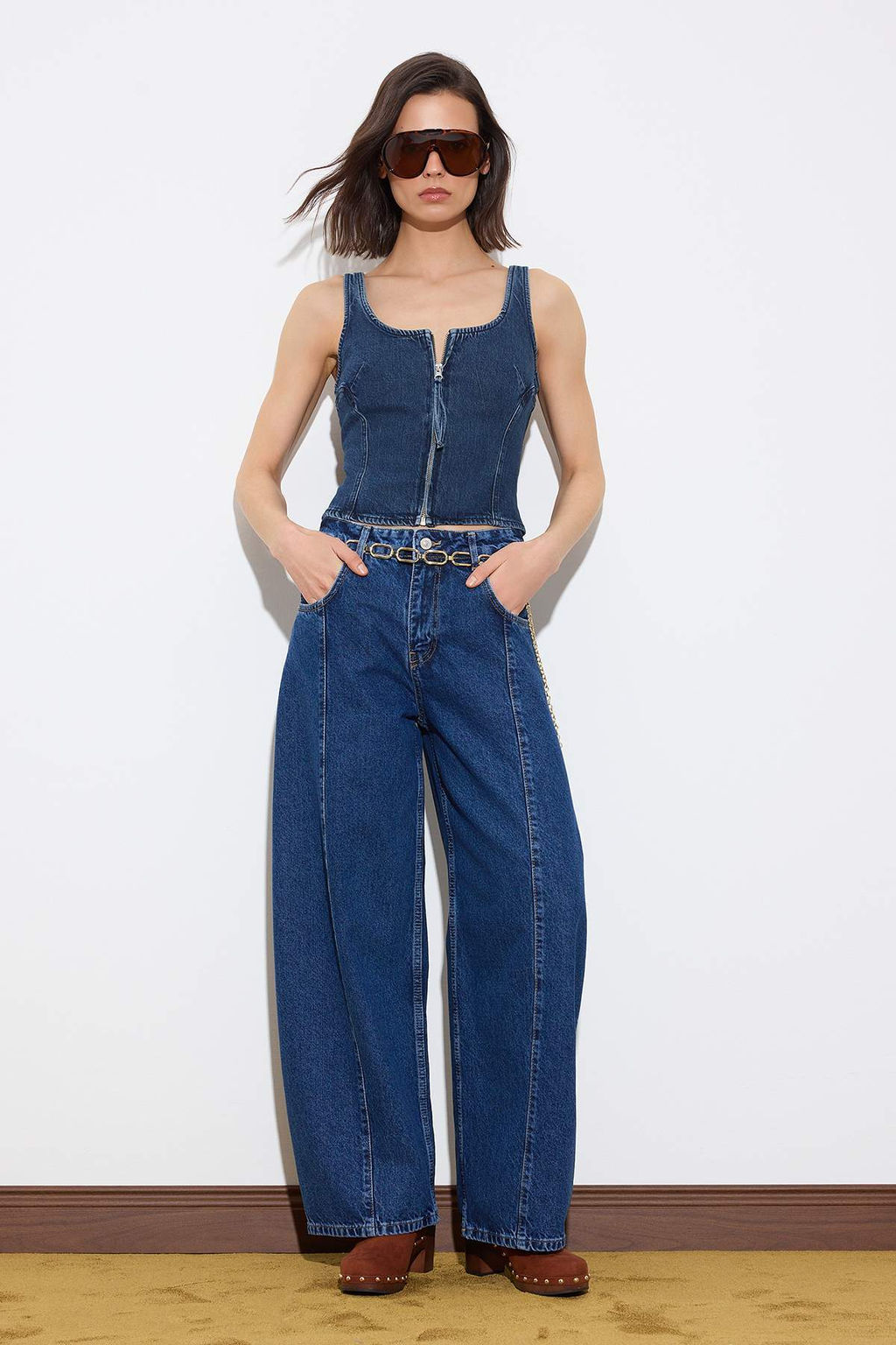 Limited Edition Mavi Ask?l? Crop %100 Pamuk Denim Bluz TWOSS26BZ00427 - Trendyolmilla фото 2