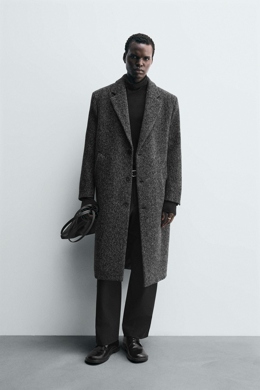 WOOL BLEND STRUCTURED COAT