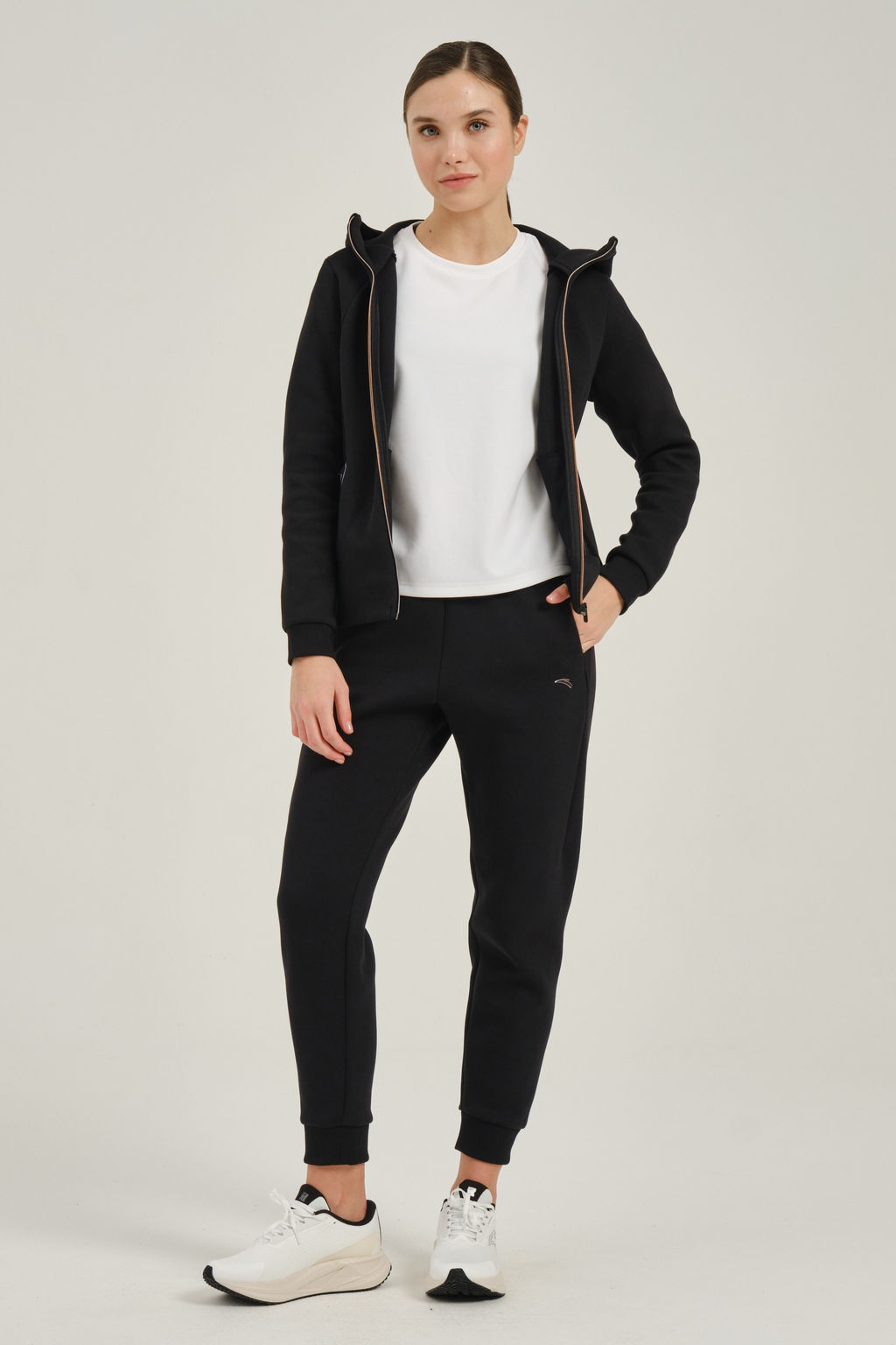 Толстовка на молнии Черный TRN Knit Track Top - Anta фото 8