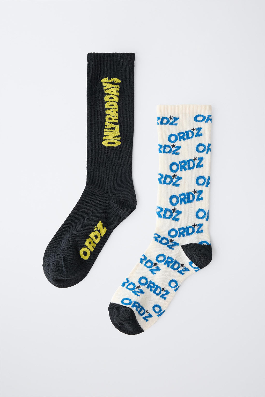 4-14 YEARS/ 2-PACK OF LONG SOCKS WITH TEXT