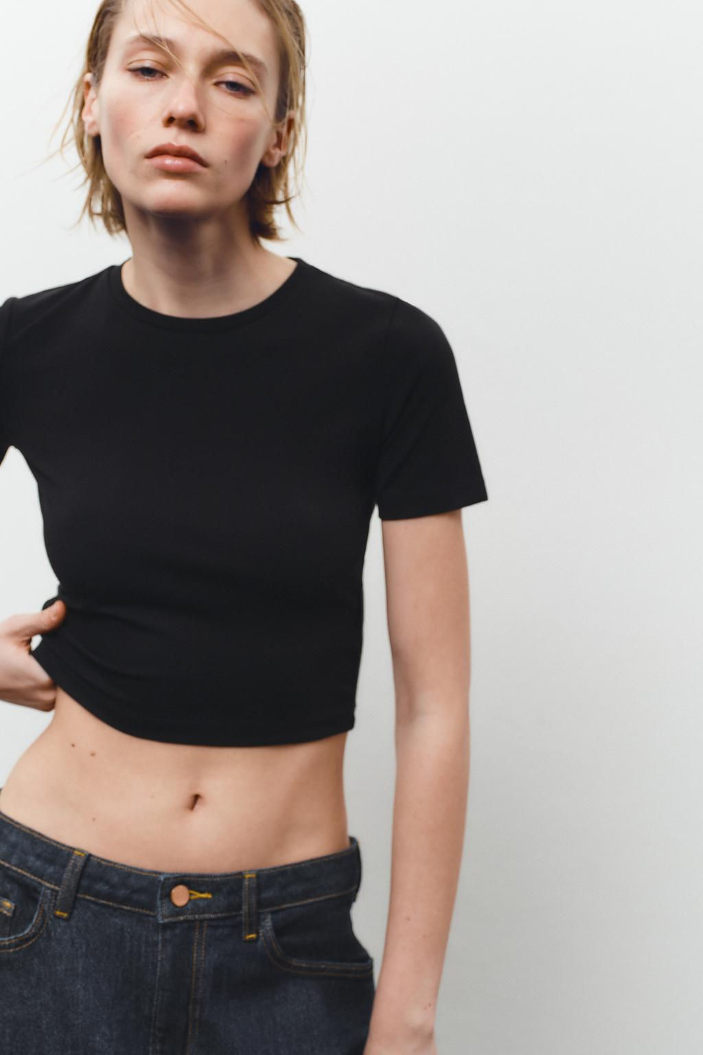 CROPPED STRETCH T-SHIRT