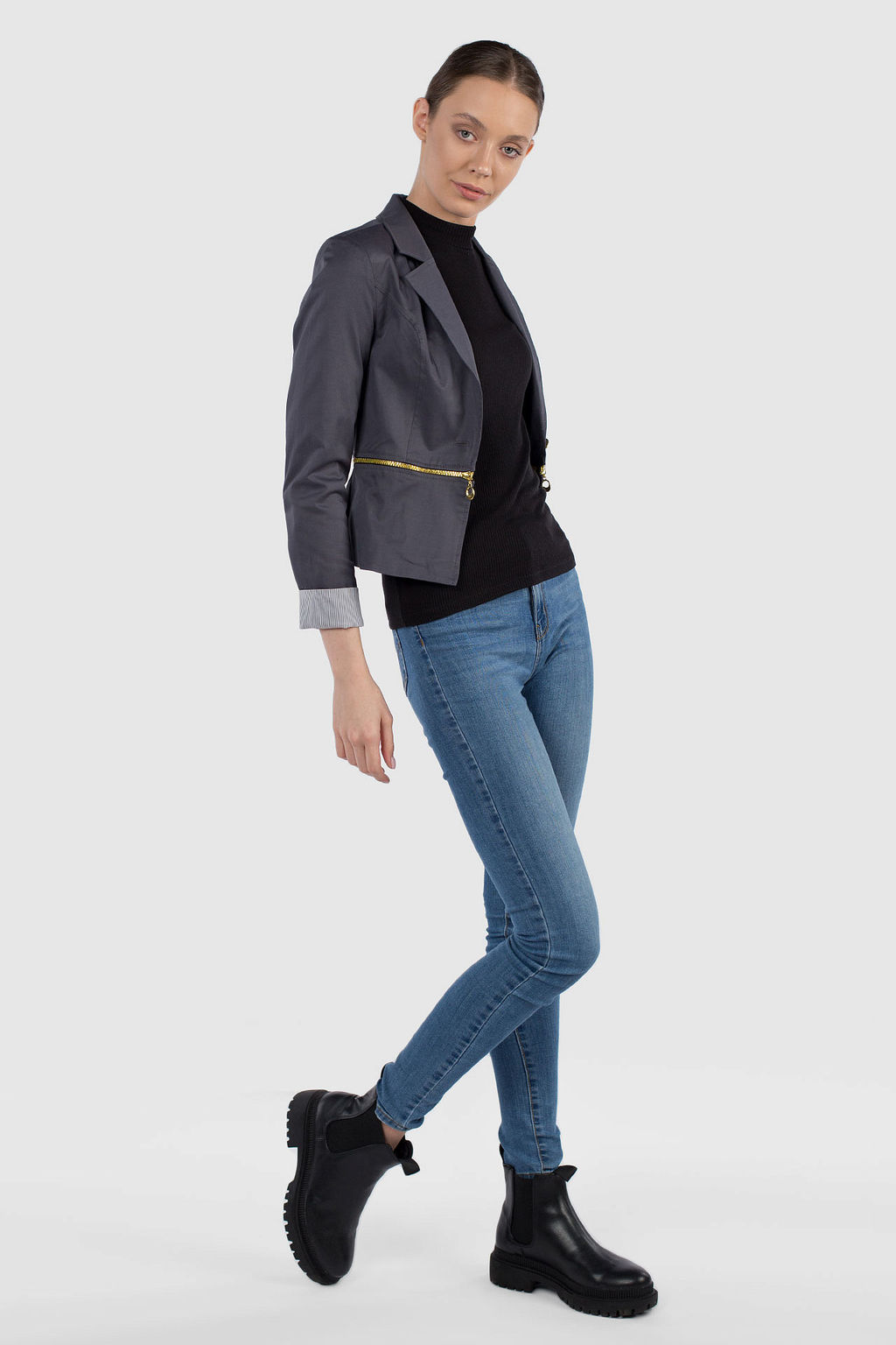 Ветровка жакет