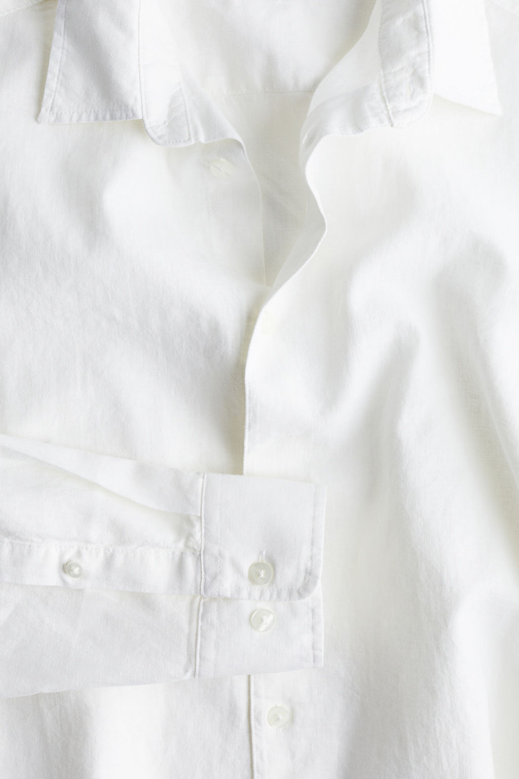Camisa en mezcla de lino Regular Fit - H&m фото 7