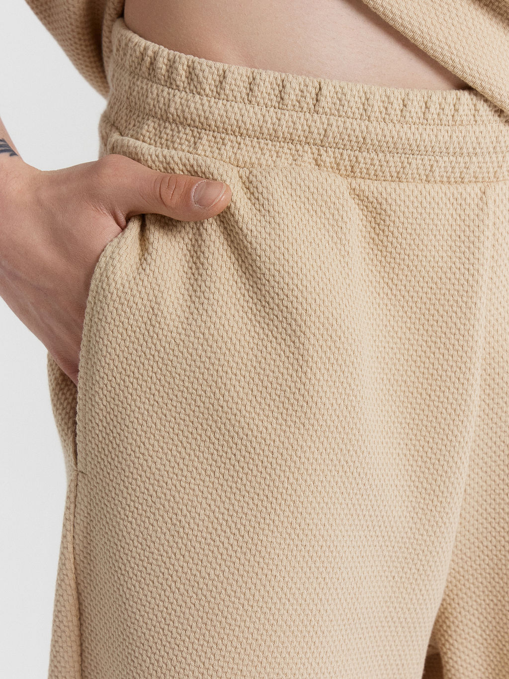 Комплект мужской бежевый: футболка и шорты - Mark formelle фото 7