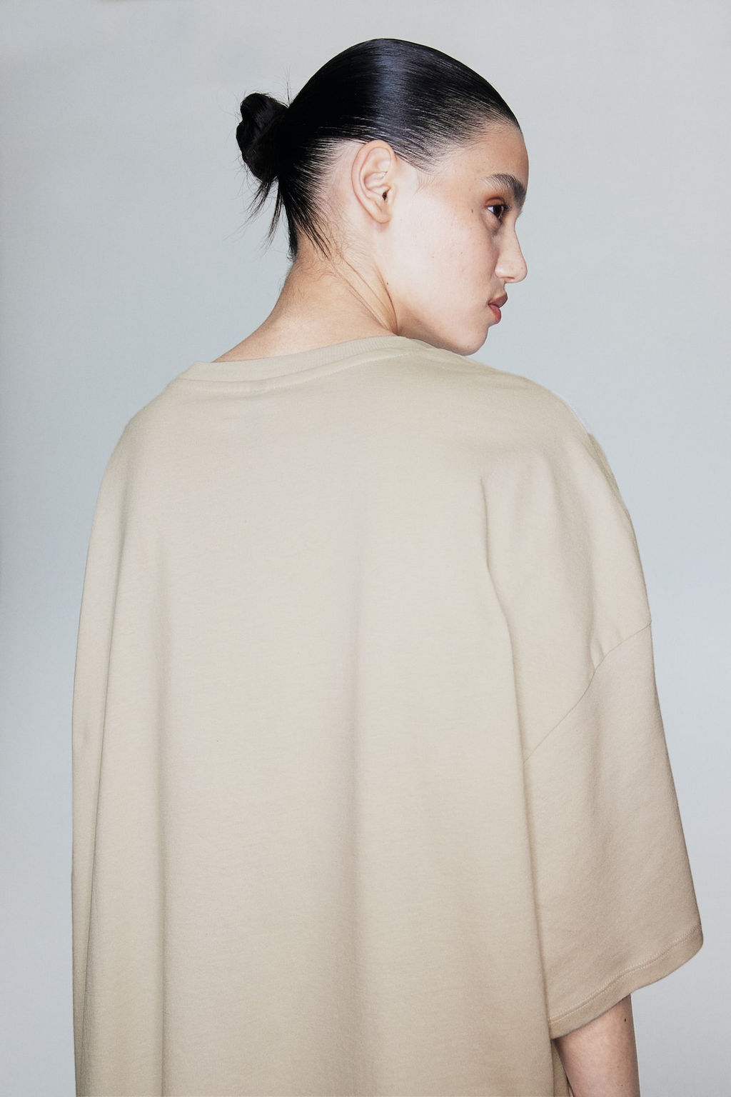 Camiseta oversize con motivo estampado - H&m фото 4