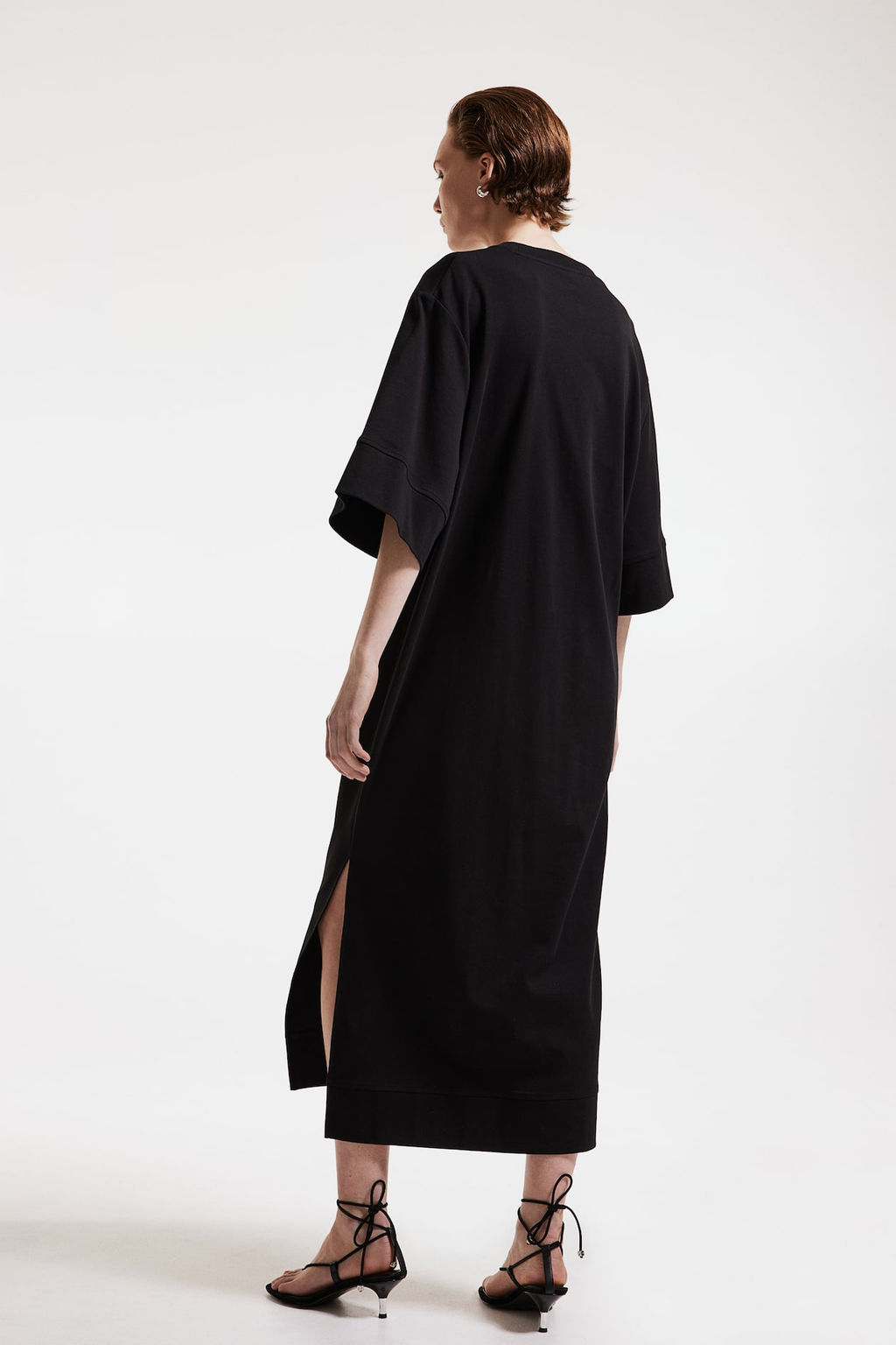 Vestido camiseta con detalle girado - H&m фото 3