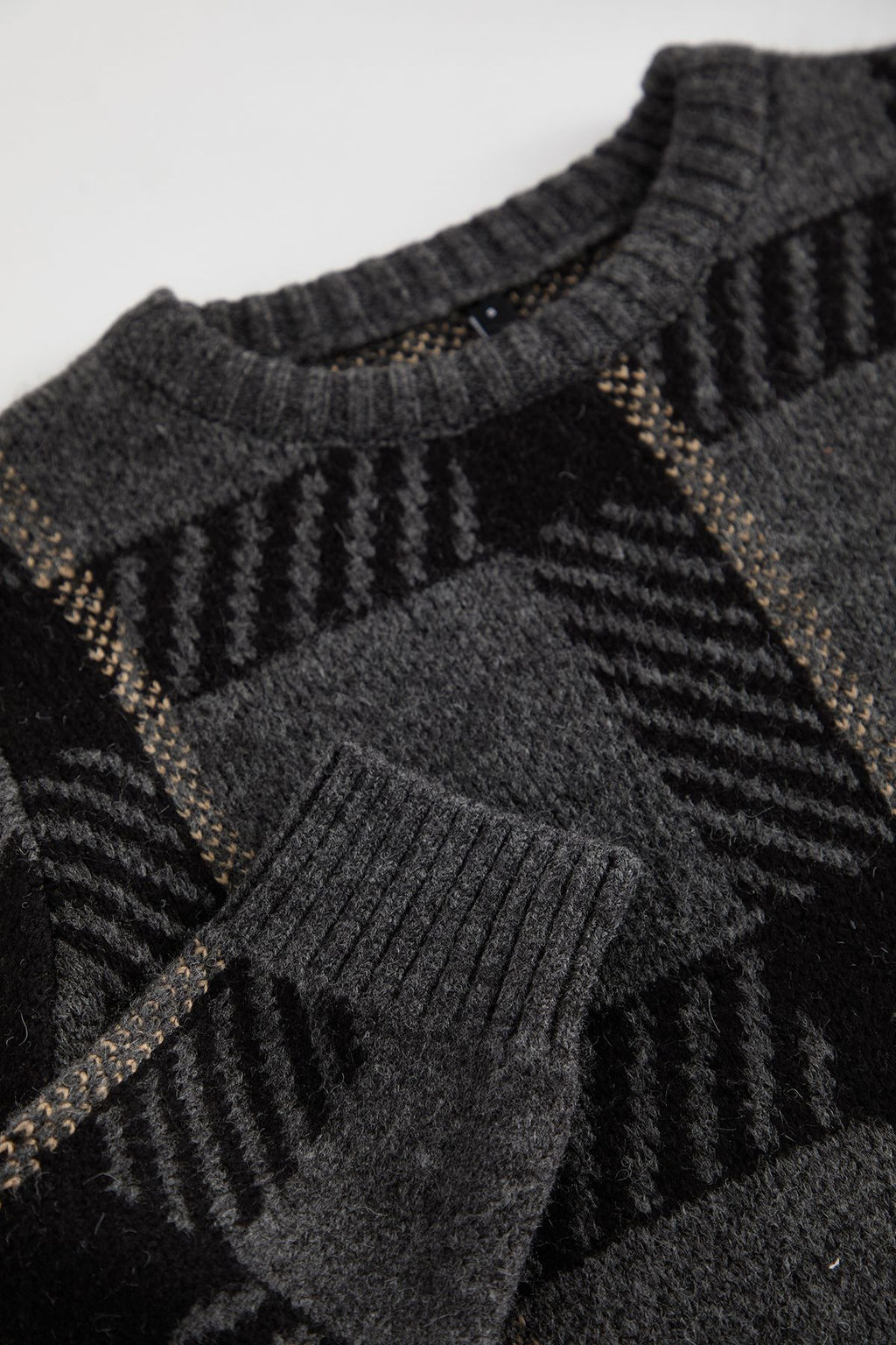 Antrasit Regular Bisiklet Yaka Ekose / Kareli Triko Kazak TMNAW25KZ00045