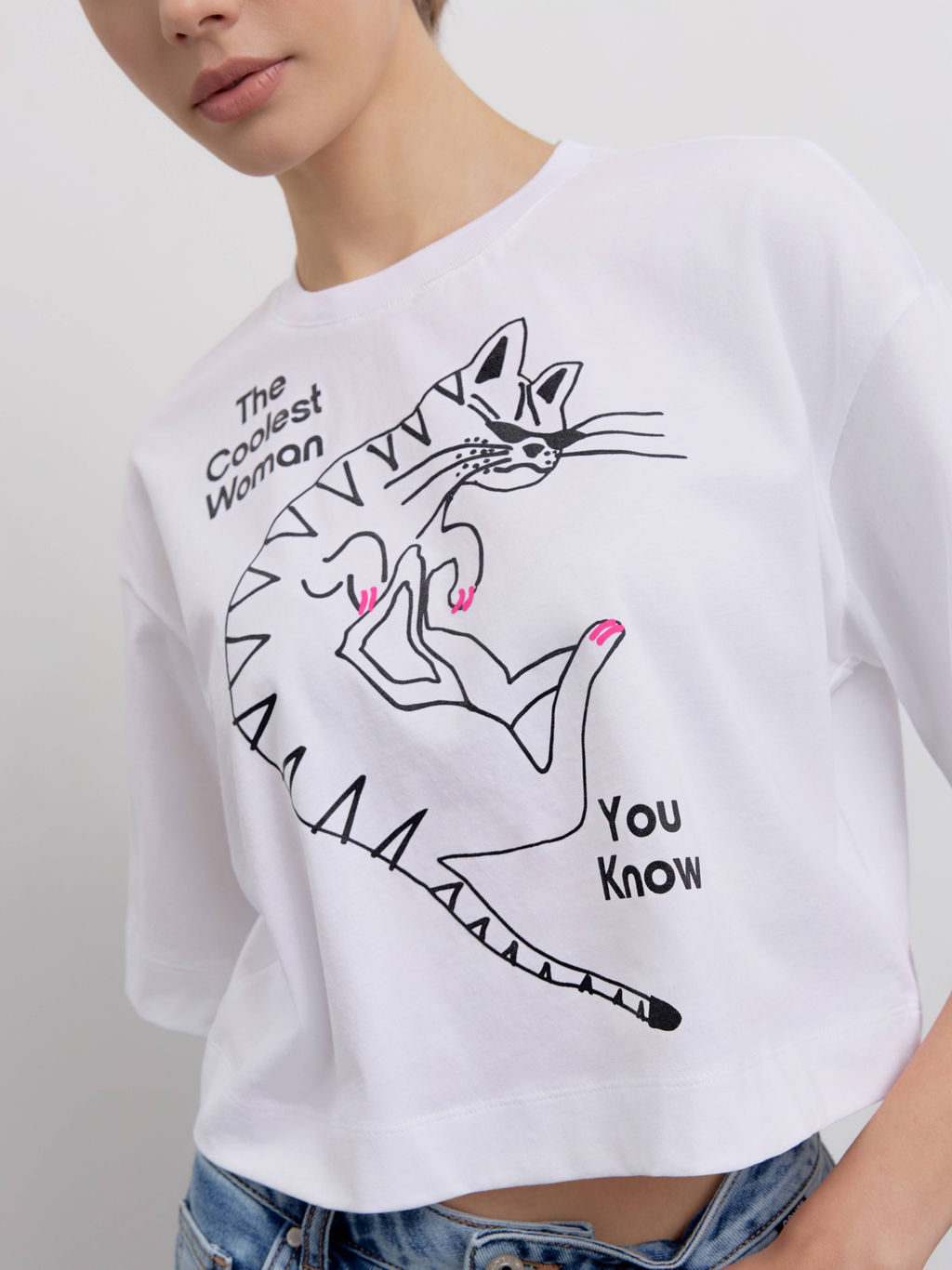 CONTE LD 2715 Укороченная футболка из хлопка с рисунком white-cool cat - Conte elegant фото 3