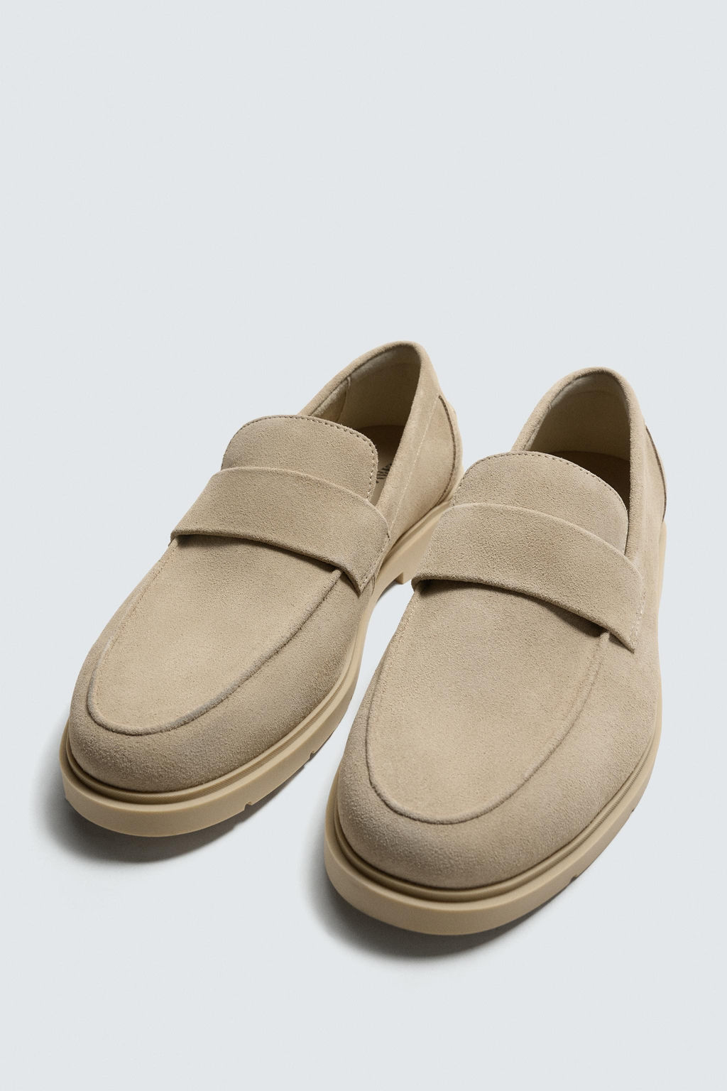 CASUAL LEATHER LOAFERS