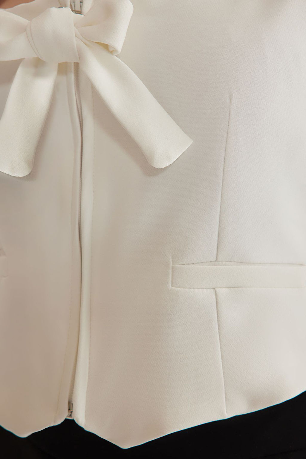 TRENDYOLMILLA Beyaz Regular Kurdele Detayl? Dokuma Yelek TWOSS25YE00036  фото 11