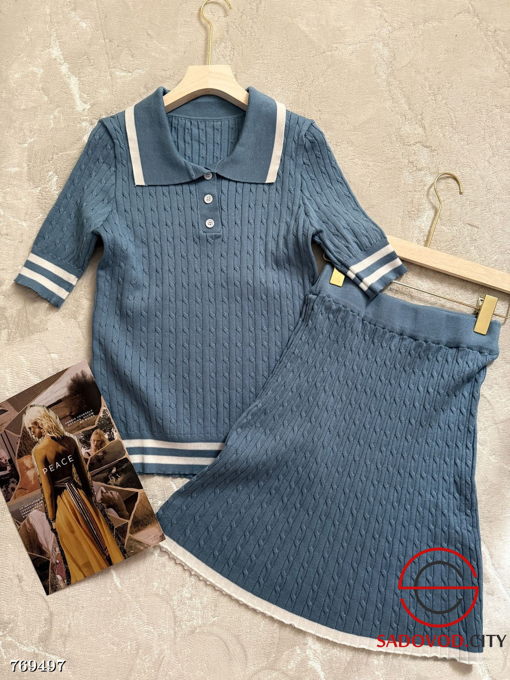 Костюм из тонкого трикотажа