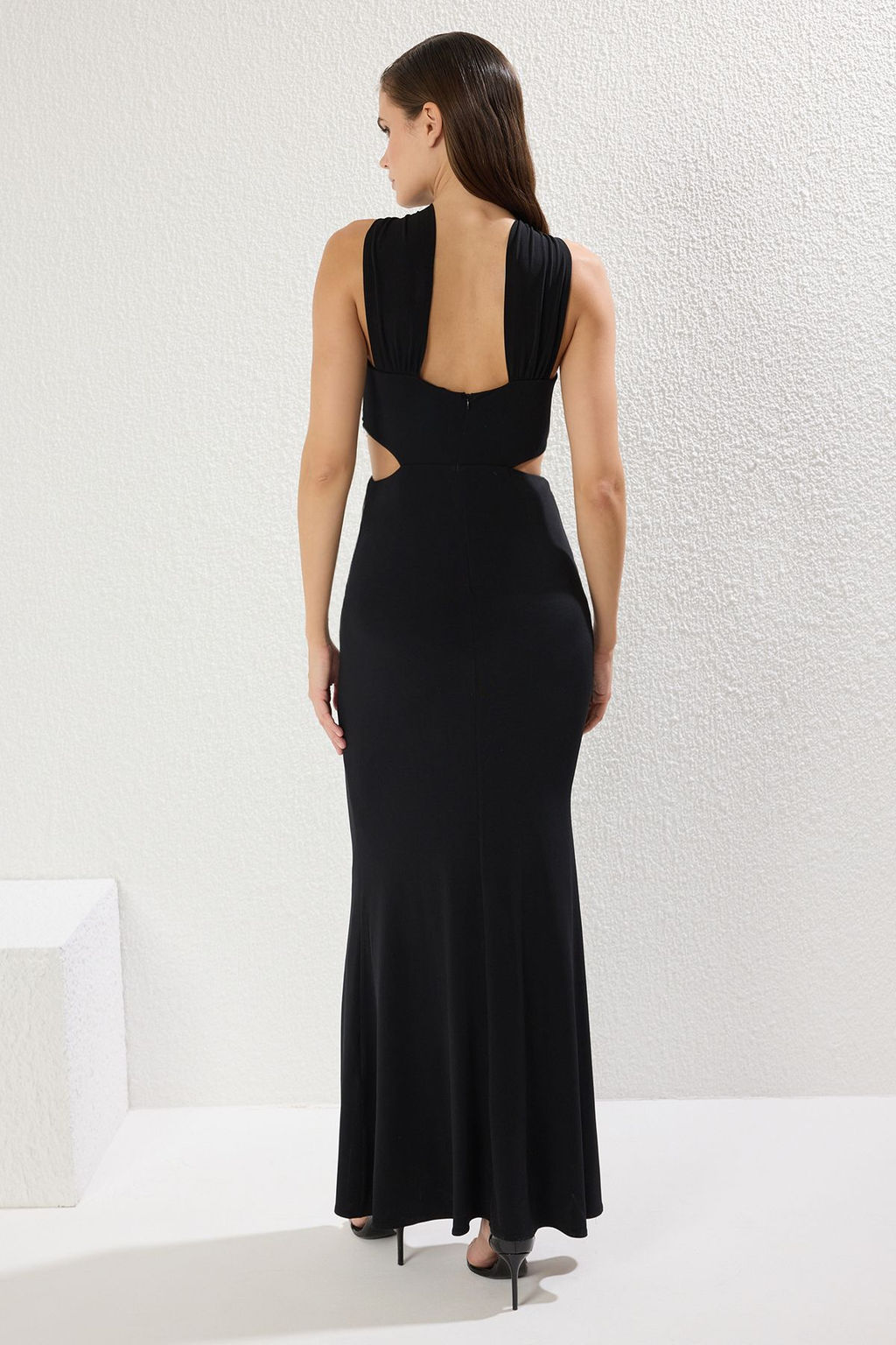 TRENDYOLMILLA Siyah Astarl? Orme Uzun S?k Abiye Elbise TPRSS21AE0049 фото 5