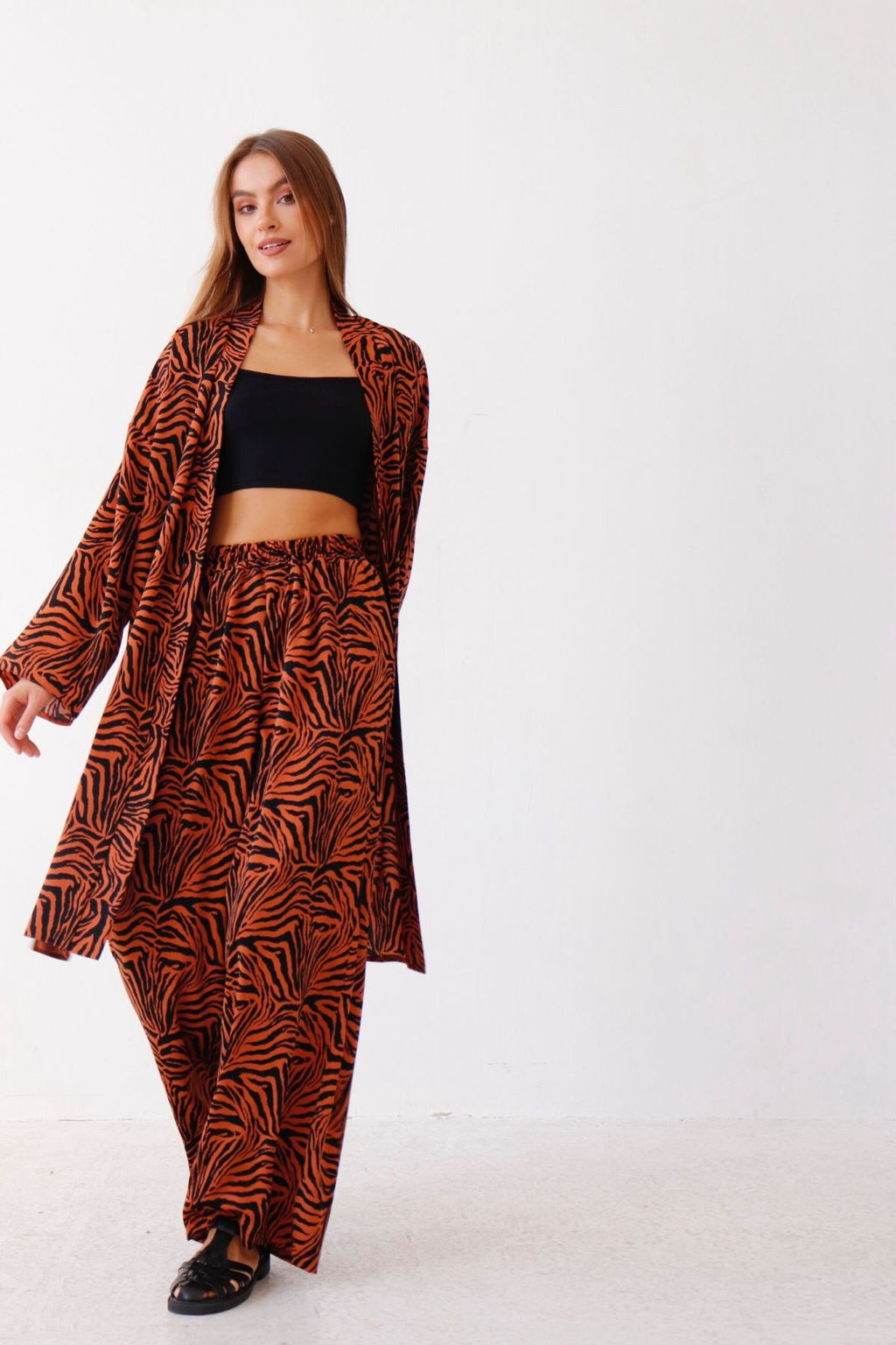 9338 Костюм из кимоно и брюк-палаццо терракотовый с принтом - Martichelli фото 11