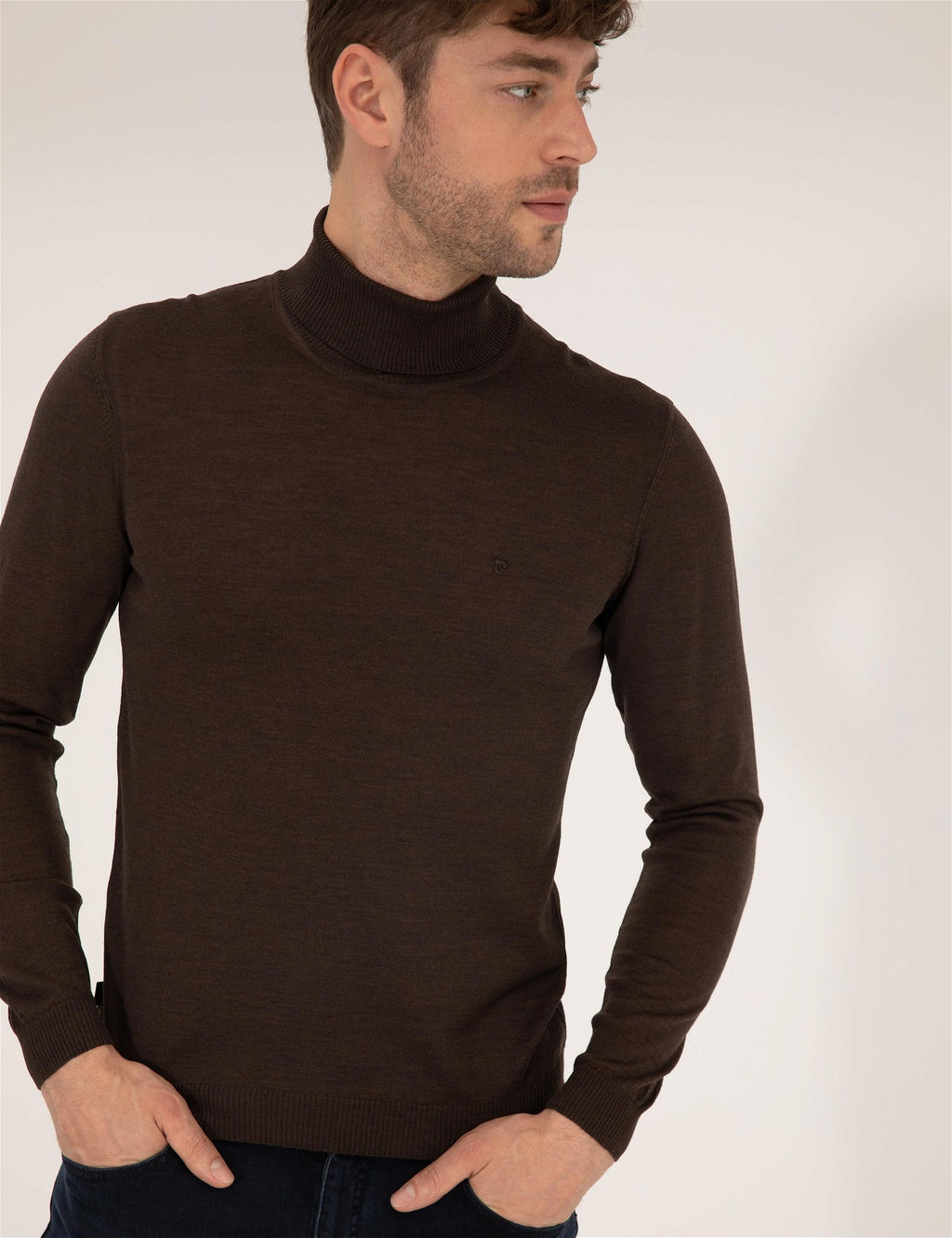 Kahverengi Slim Fit Bal_k__ Yaka Y_n Kar___ml_ Basic Triko Kazak