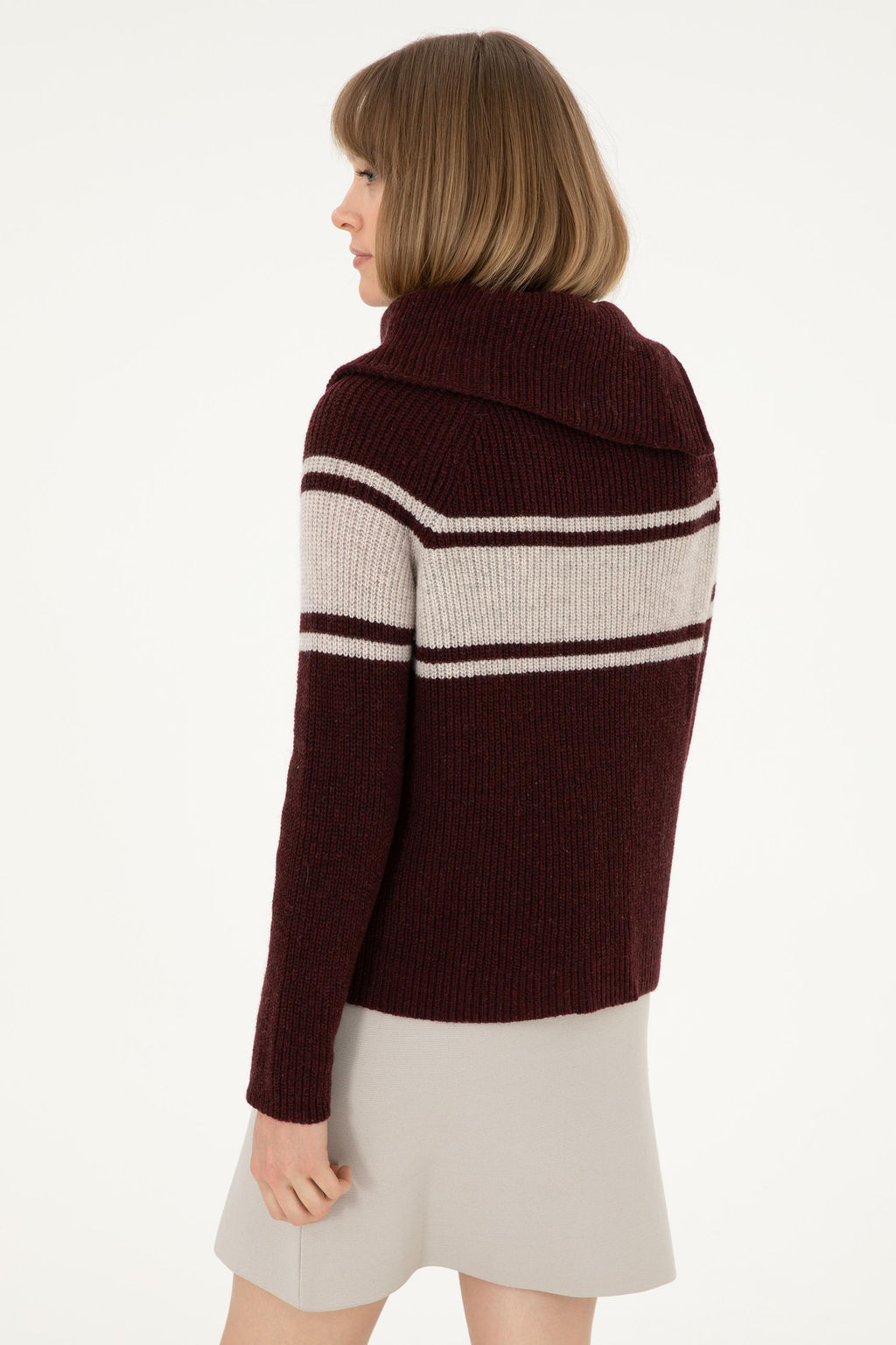 Женский бордовый свитер с v-образным вырезом Неожиданная скидка в корзине - U.s. polo assn фото 5