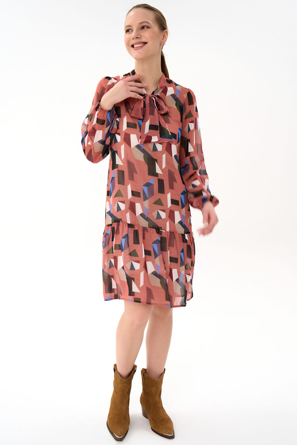 Платье Нежный акцент  2 (алый)