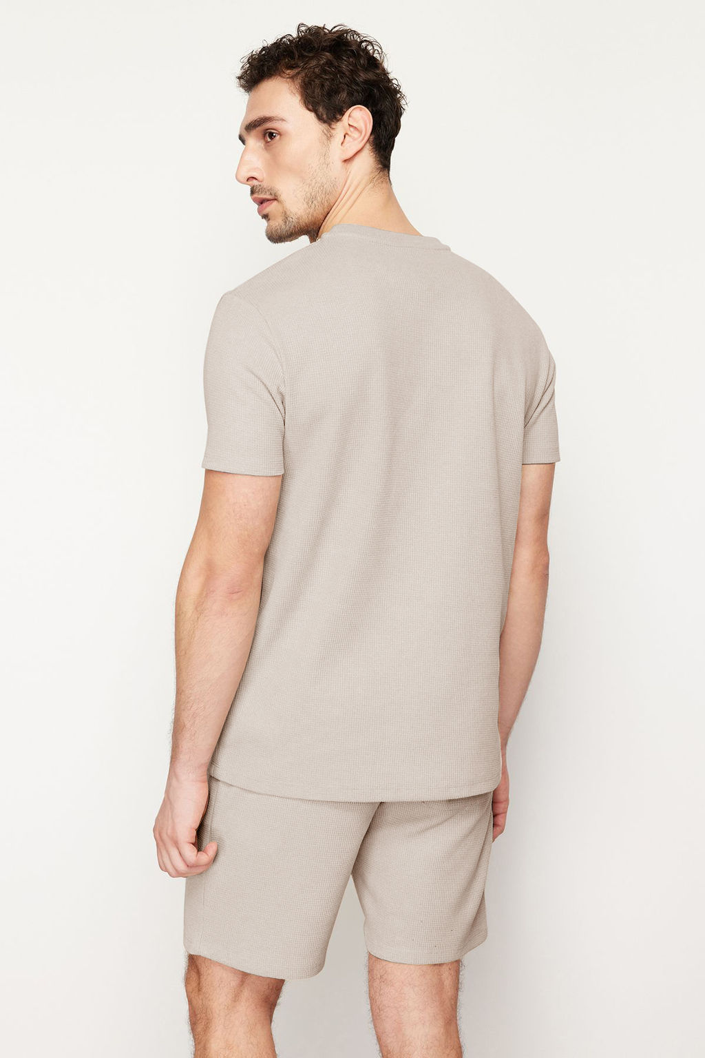 TRENDYOL MAN Siyah Regular Fit Sortlu Pijama Tak?m? TMNSS23PT00036 - Trendyolmilla фото 35