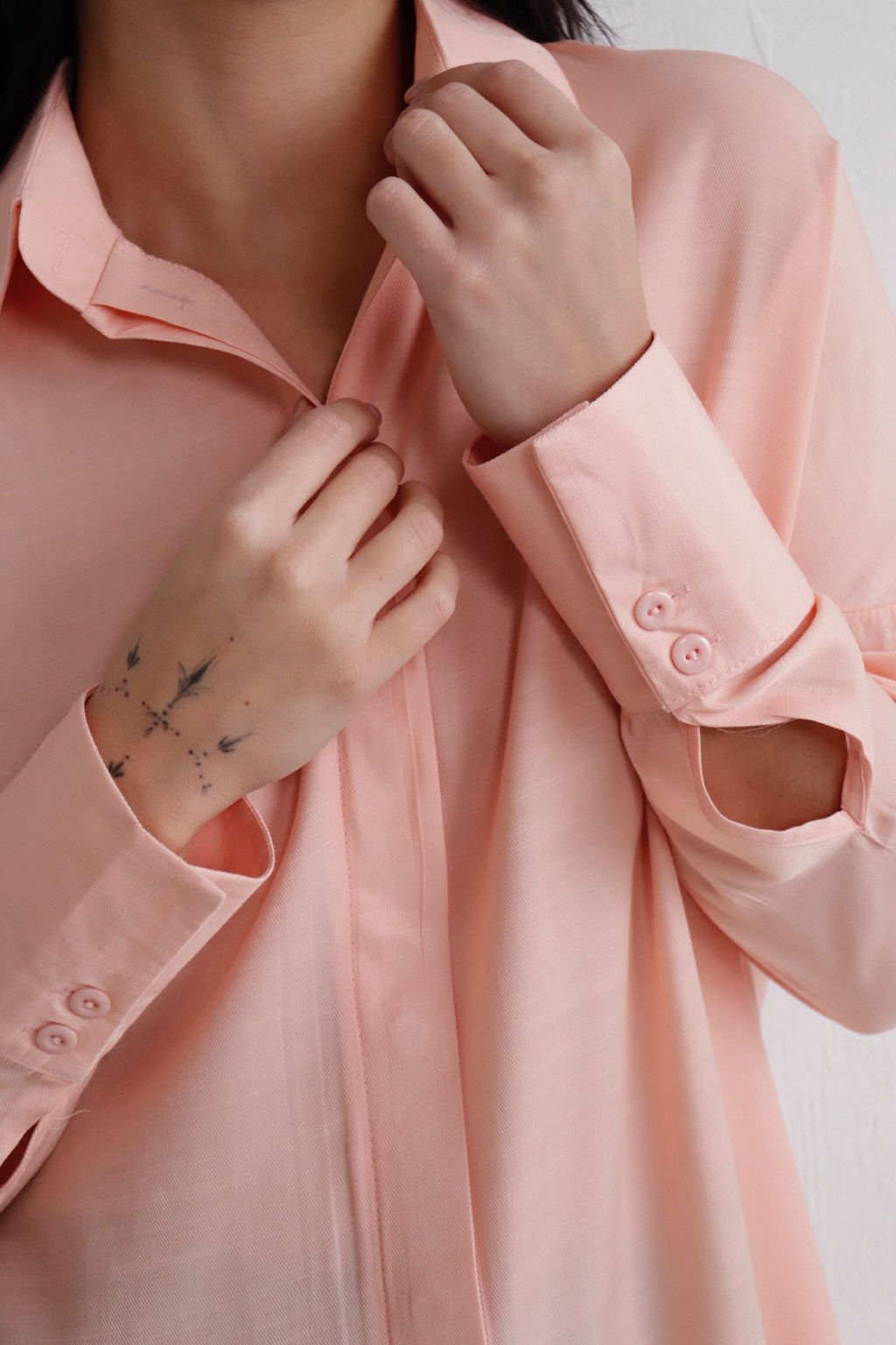 Базовая удлинённая рубашка свободного силуэта - Martichelli фото 123