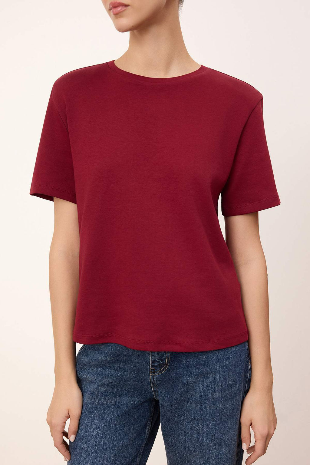 Siyah Regular/Normal Kal?p K?sa Kollu Vatkal? Interlok Orme T-Shirt TWOSS26TS00005 - Trendyolmilla фото 6