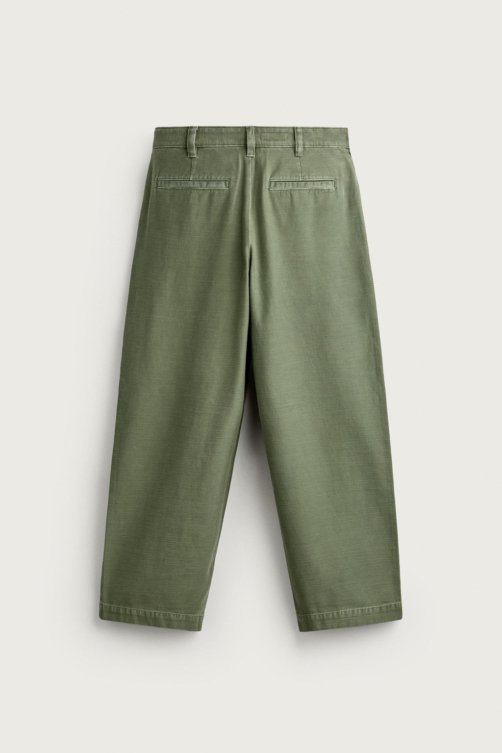 PANTAL?N CHINO BAGGY FIT PLIEGUES / Verde medio