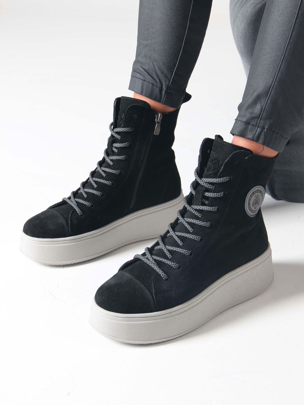 Ботинки 215.ALTAgr. Черный замша/Шерсть