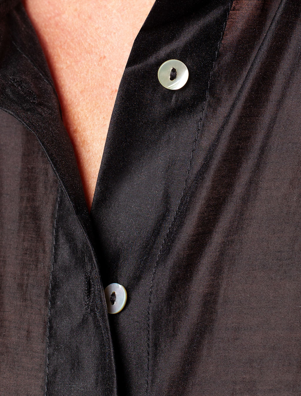 VILATTE / Блузка из полупрозрачного лиоцелла с натуральным шелком  фото 6