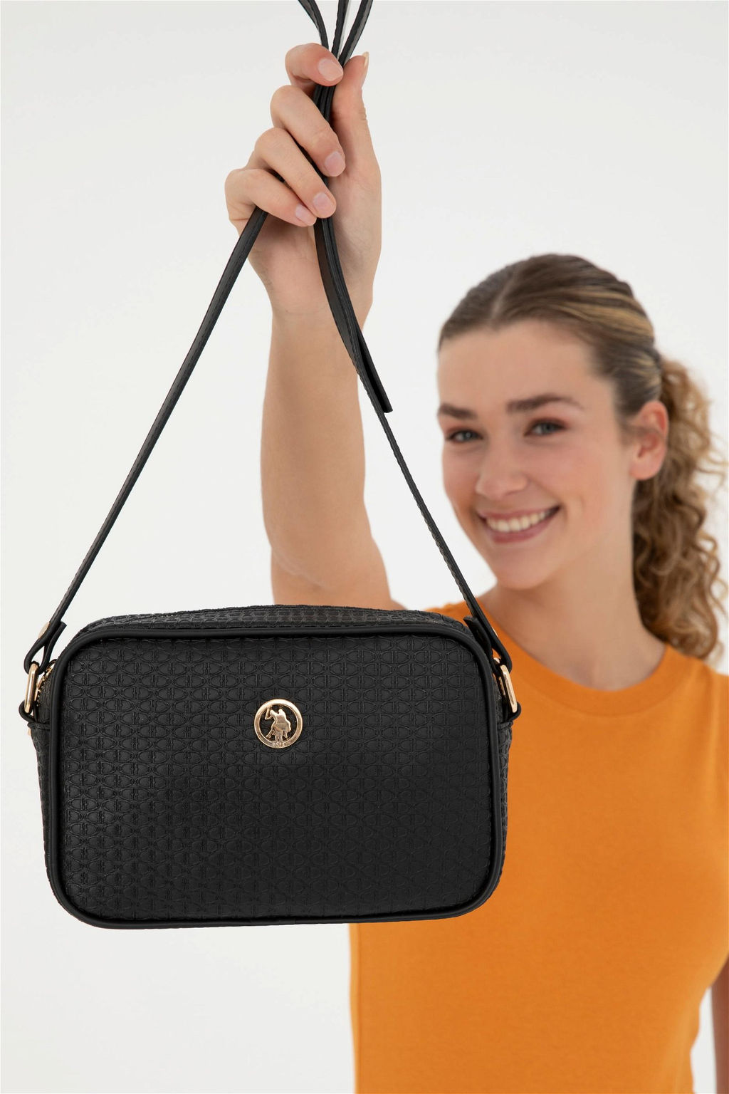 Сумка через плечо U.S. Polo Assn женская черная поливинилхлорид  фото 2