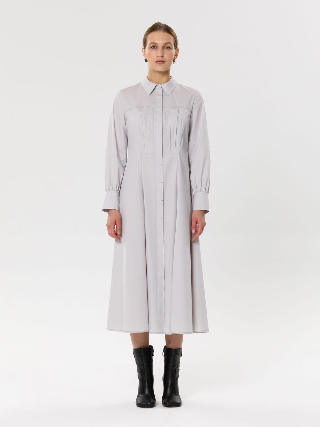 Платье с длинным рукавом